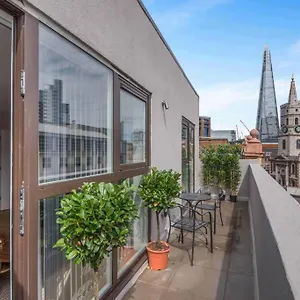 https://br7-stunning-2-bed-penthouse-heart-of-borough.brighton-hotels-england.com