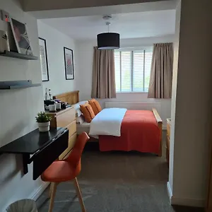 https://carolines-rooms.cambridgehotelsuk.com